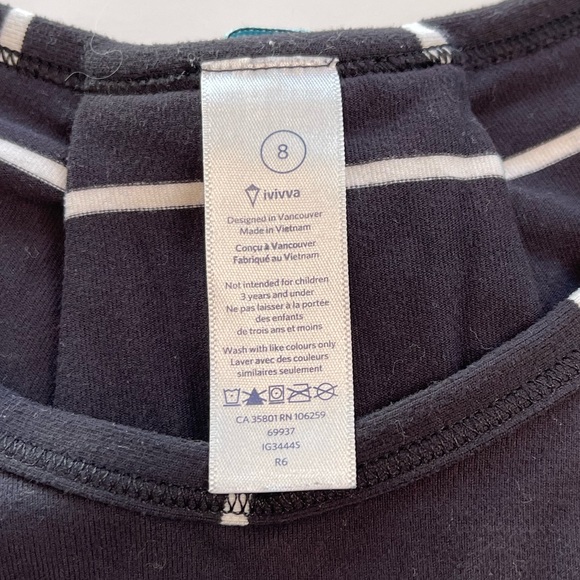 Ivivva by Lululemon Hanover Stripe White Black Mindful Moment Top Girls Size 8 - Picture 12 of 13